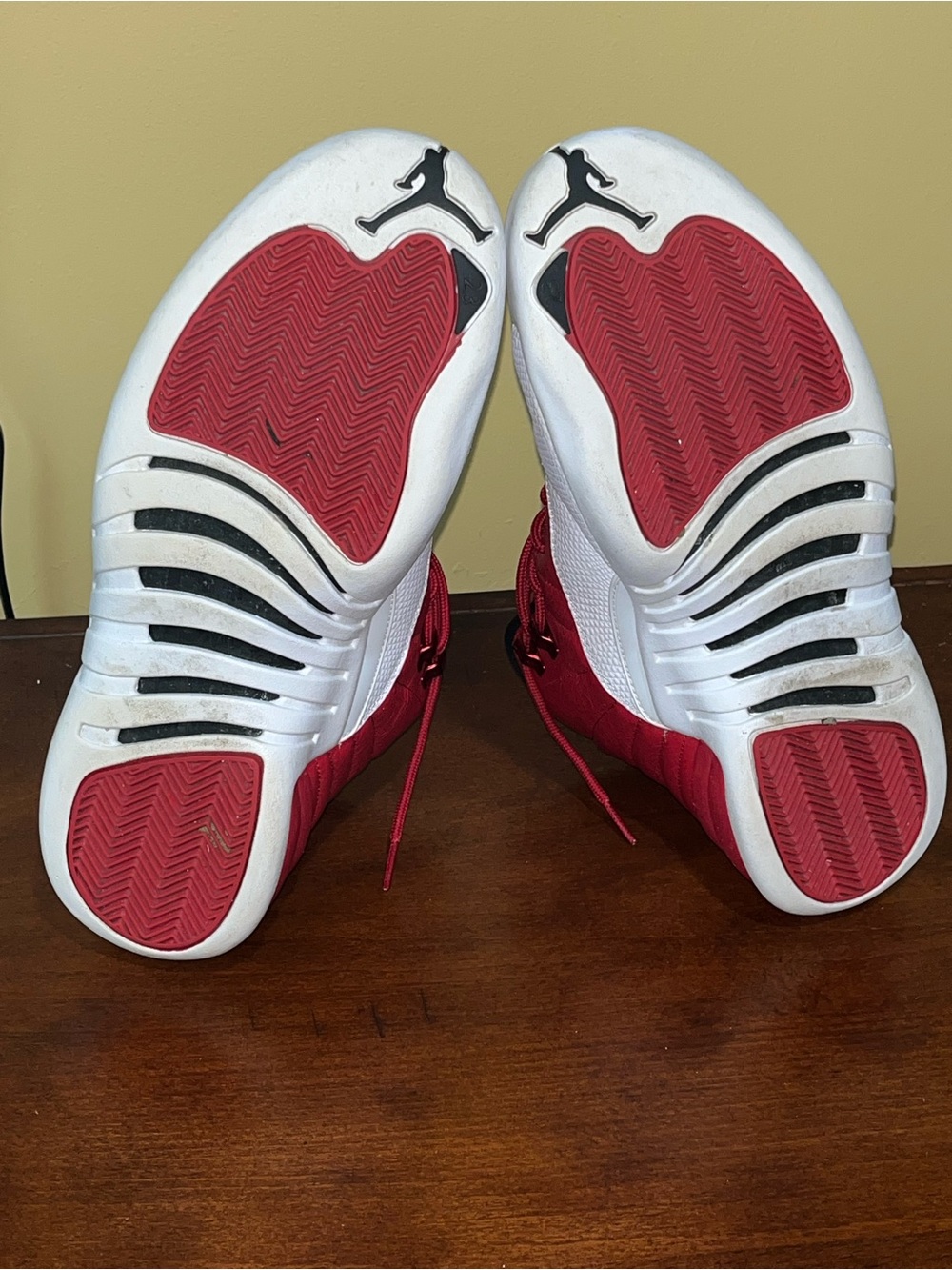 Air Jordan 12 Retro “Gym Red” Men’s Size 10 - Picture 4 of 5